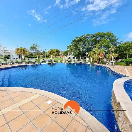 Apartment #168 Fully Equiped, Ac, Pool And Mini Golf Albufeira