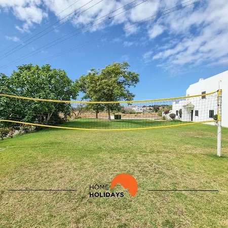 #168 Fully Equiped, Ac, Pool And Mini Golf Apartment *